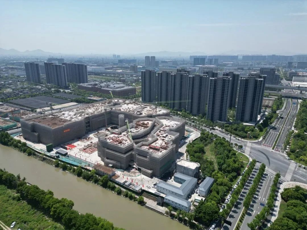 定了！南京香港置地“光环”系商业来了-南京365淘房