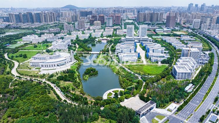 建发华润·翡翠云璟周边配套实景图-合肥工业大学（2023.08.18）