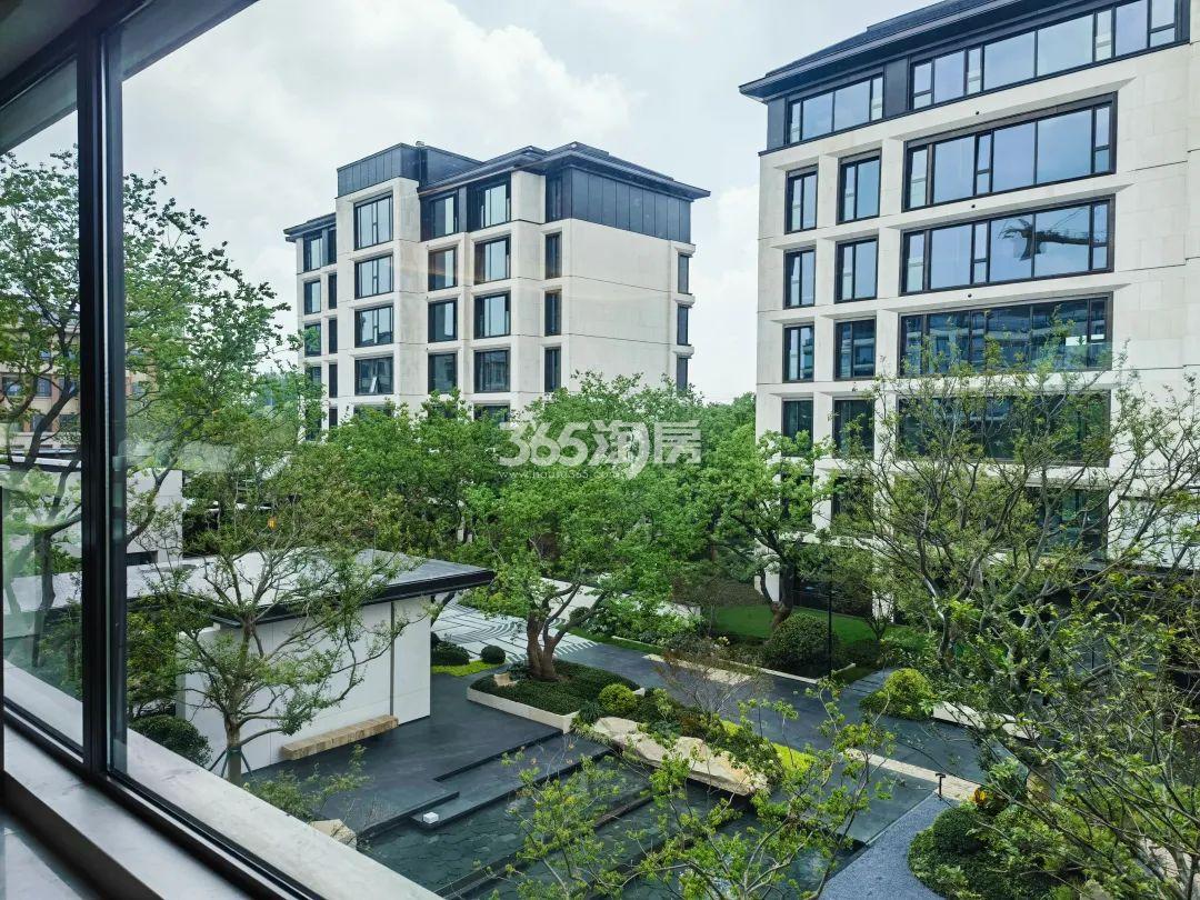 金基瞻月府建面约220㎡样板间卧室_南京金基瞻月府_南京新房网_365淘房