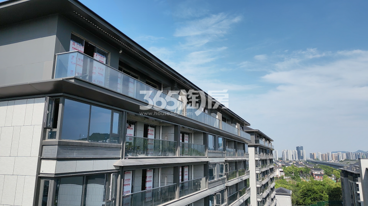 香港兴业耦贤里实景图