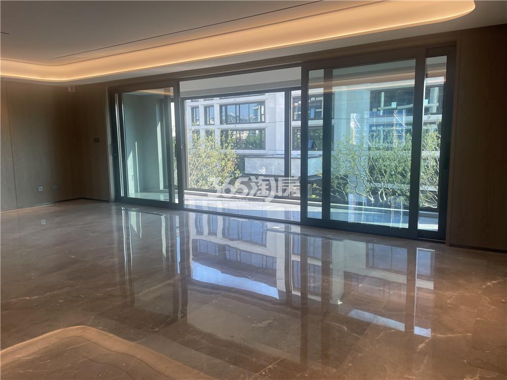 金基瞻月府建面约220㎡样板间卧室_南京金基瞻月府_南京新房网_365淘房