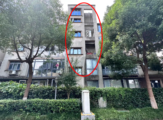 加盖一整层！主城高端别墅小区违建成风？我现场拍下这些画面...-南京365淘房
