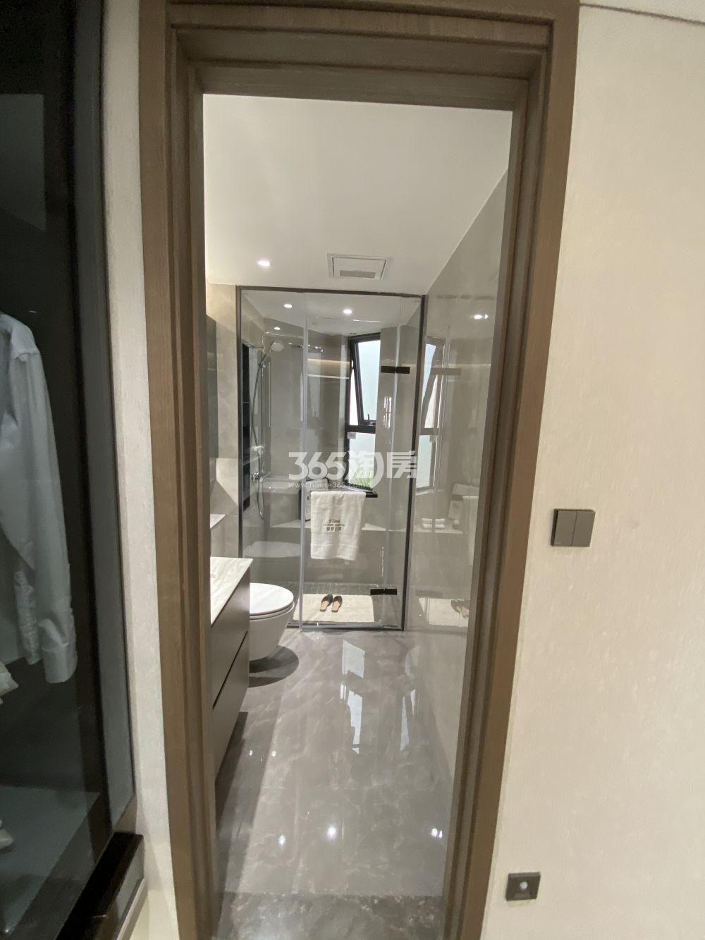 象屿华发·铂萃云湾建面约95㎡样板间-卫生间