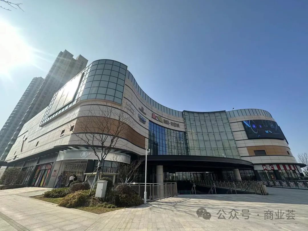 现场实探！低调开业被吐槽！南京这家新商场有点冷清-南京365淘房