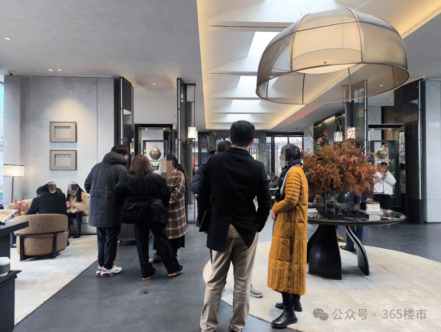 买房跟着产业走！南京南北两大新盘首开，年轻人疯狂涌入……-南京365淘房