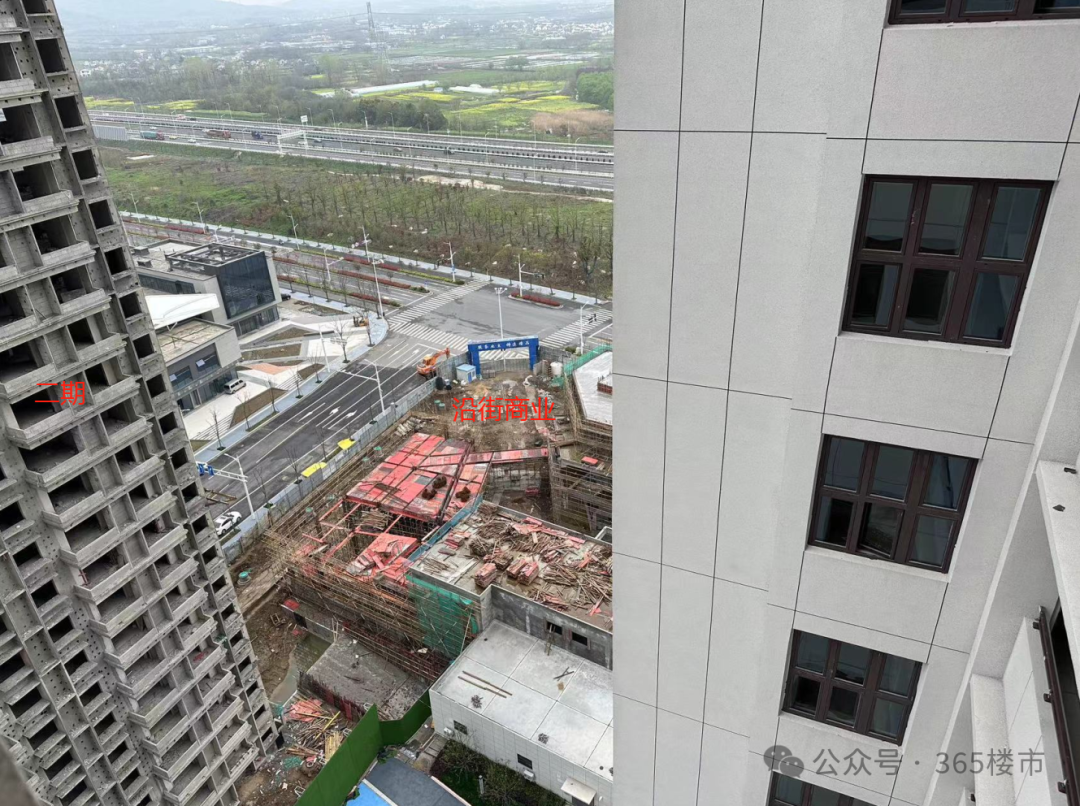 备受争议!南京大盘延期7个月终于交付!现场实景你打多少分?-南京365淘房