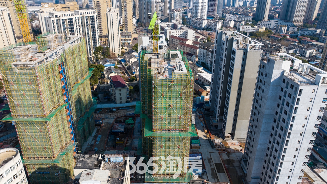 天成赭山府实景图