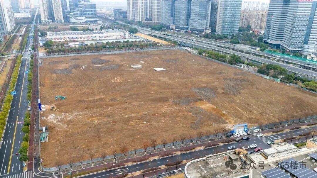 降12亿!南京超级商业流拍后第三次上架!周边业主已苦等6年(图5)