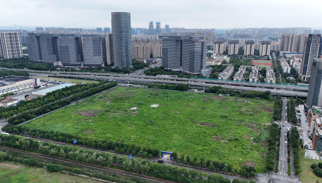 降12亿!南京超级商业流拍后第三次上架!周边业主已苦等6年(图10)